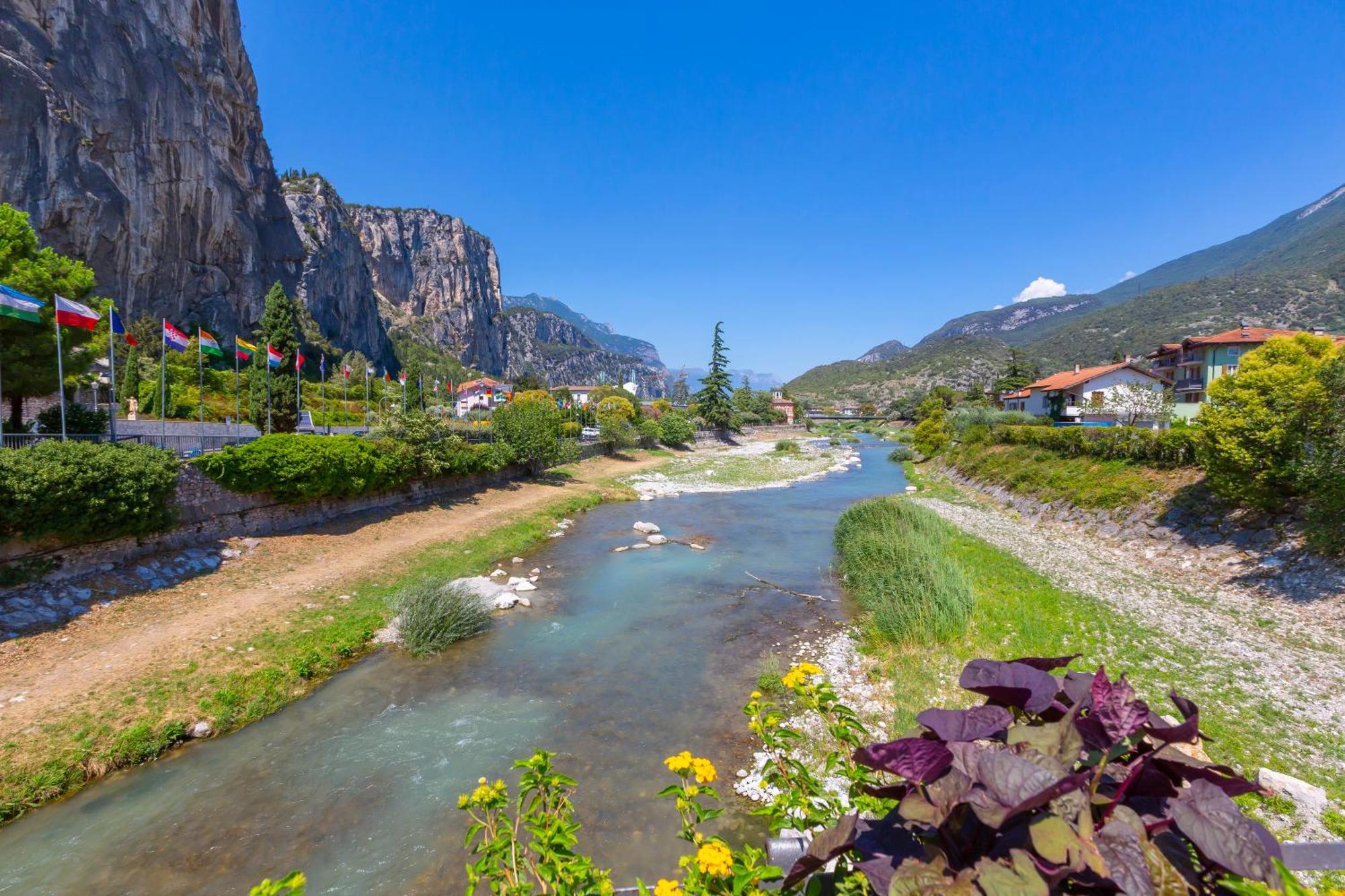 Appartamento Miorelli Torbole Sul Garda Zewnętrze zdjęcie